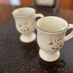 Pfaltzgraff Winterberry Tall mugs